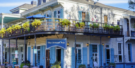 The Avenue Pub